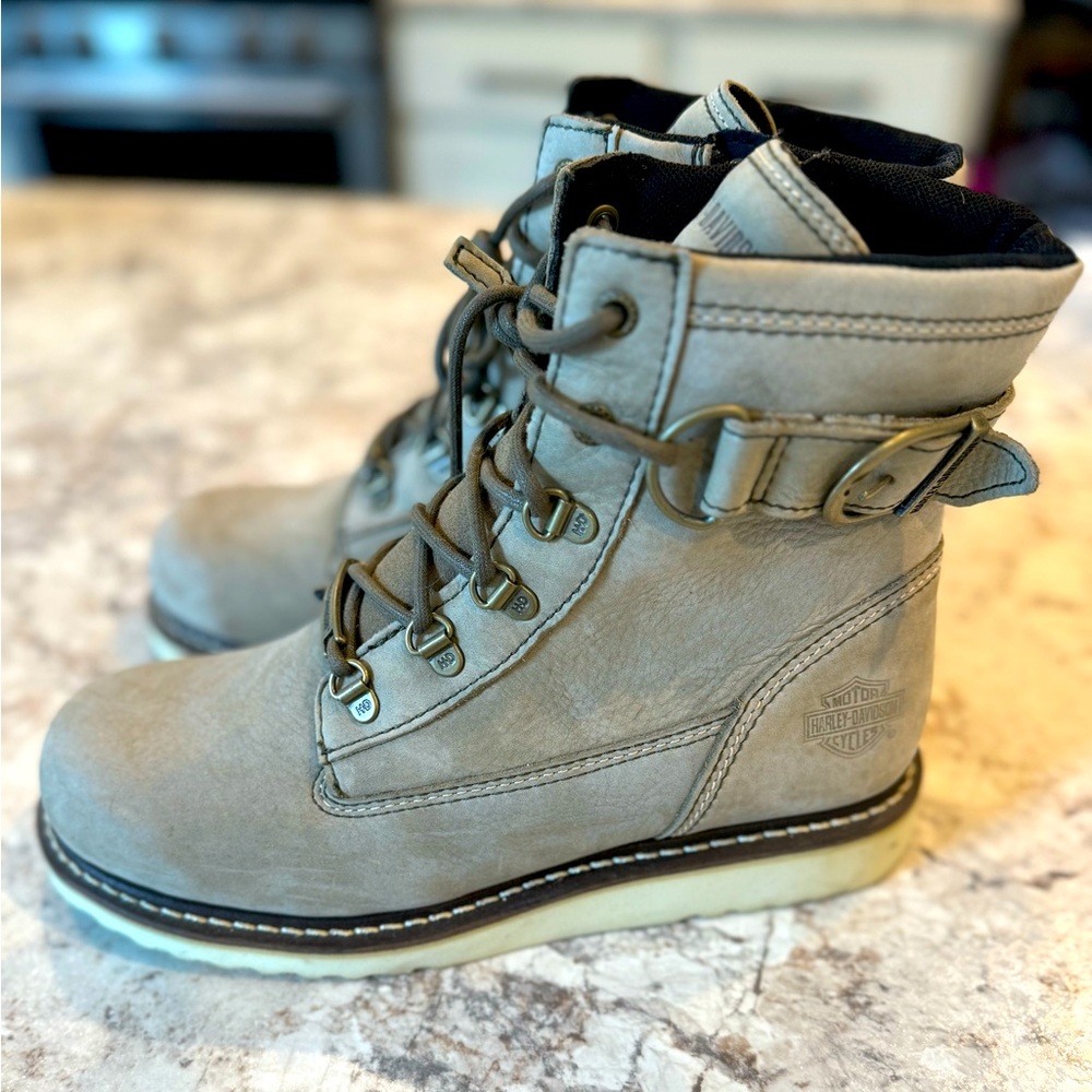 Brand New Harley Davidson Women’s Boots W9.5